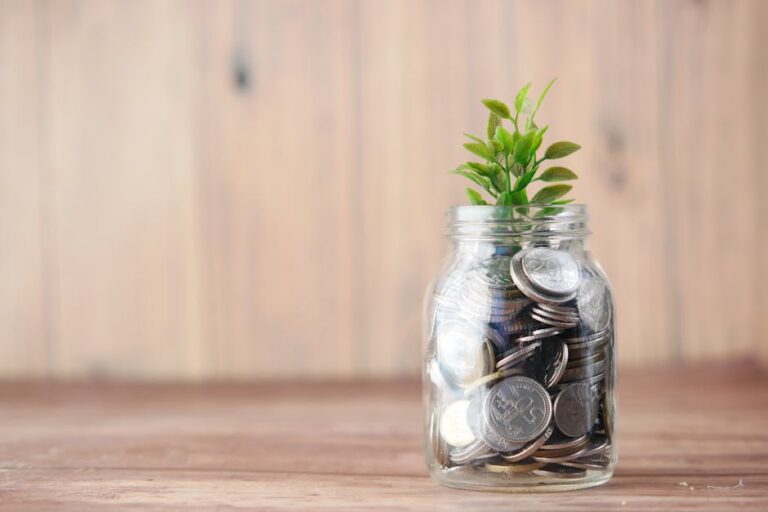 how to make money investing small amounts